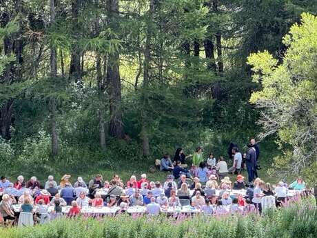 Giant Ribes barbecue