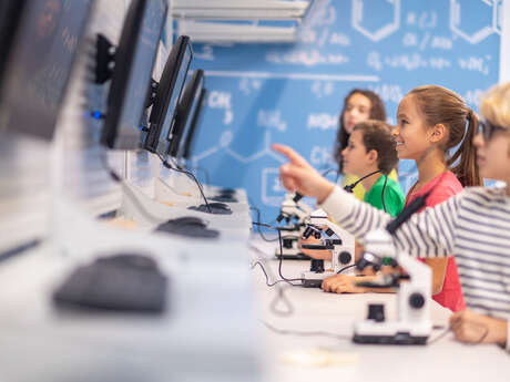 Petits reporters d'un jour avec capcut