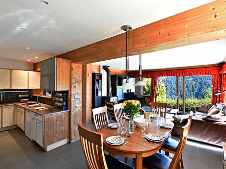 Chalet Mountain Lodge