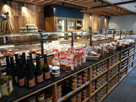 Les Saisies cheese dairy