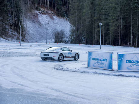 Stages conduite sur glace et stages pilotage