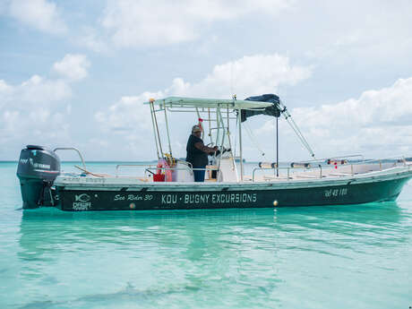 Excursion to Moro islet - Kou Bugny Excursions