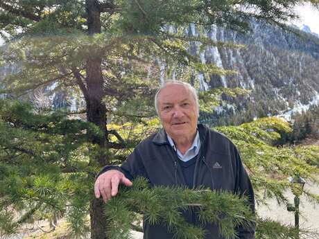 Conférence du Prof. Kurt Hostettmann - Le miel, les abeilles et les plantes : une alliance millénaire
