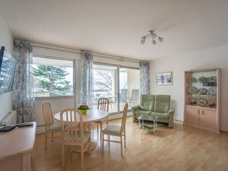 F2 Wohnung von 48 Qm in einer Residenz