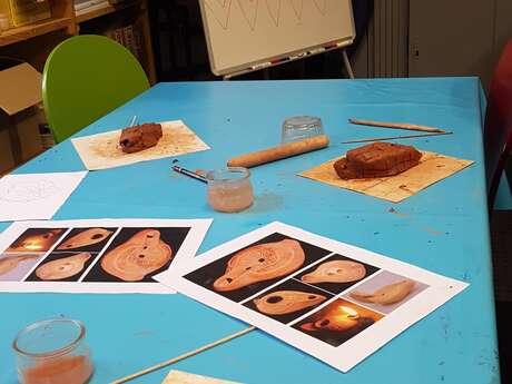 Spécial 6-12 ans : atelier modelage la lampe à huile