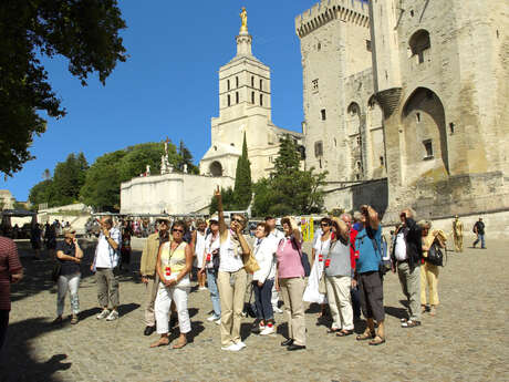 Service Groupes Réceptif – guides Avignon et Provence