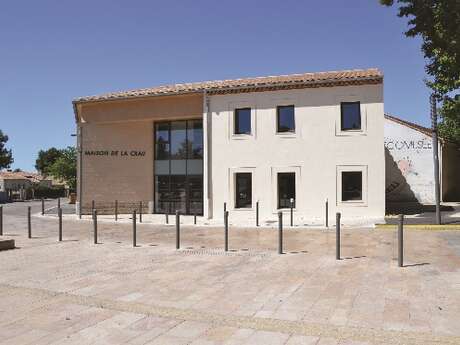 De Saint-Martin-de-Crau à Arles