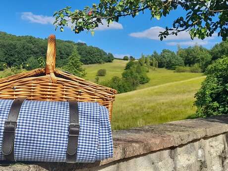 Picnic à la Ferme de Lacassagne