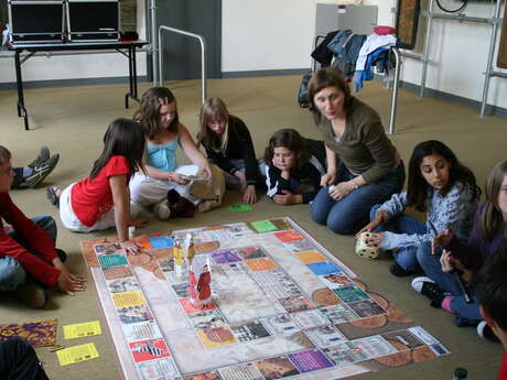 Discoveries for young audiences: My City in Color