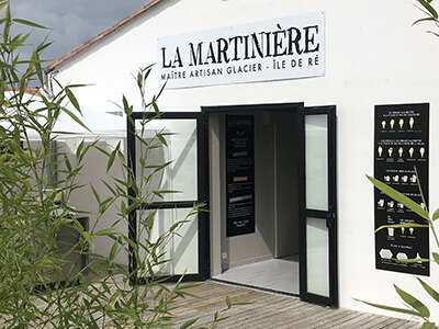 La Martinière - The ice cream maker at Le Bois-Plage