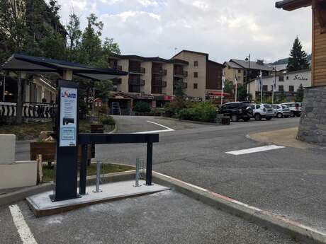 Totem de recharge solaire