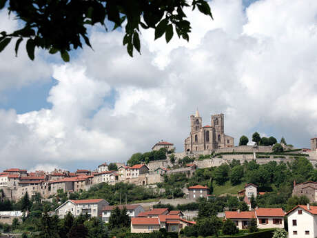 Bourg médiéval de St-Bonnet le Château - Visite guidée