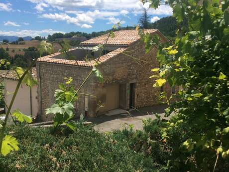 La Petite maison près de la fontaine