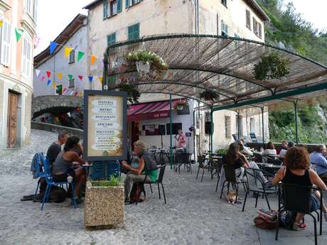 Le Heinz Café-Restaurant