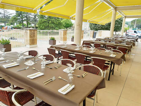 Complexe Hôtelier Centre Regain