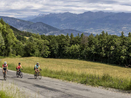 Montée du Col des Garcinets par Selonnet