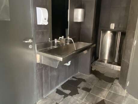 Toilettes publiques