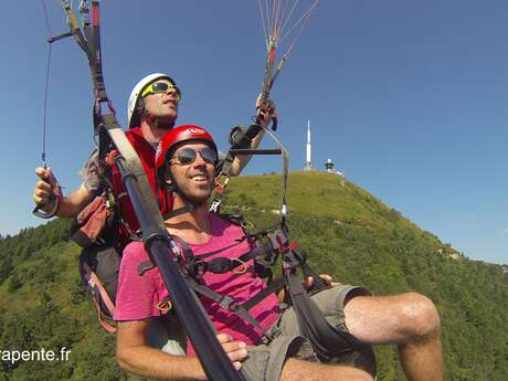 Vuelos en parapente en la cima del Puy de Dôme