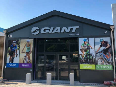 Giant store Aubagne