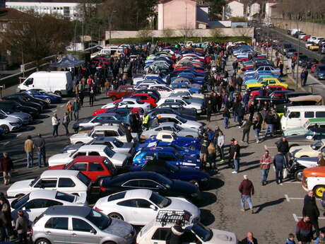 1ère exposition véhicules anciens et de prestige du CARMS