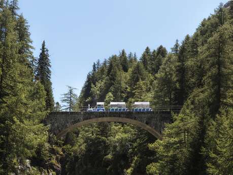 Train des Combins - Le Haut Val de Bagnes and the Glacier House