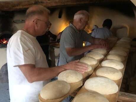 Fête du pain à Brunissard