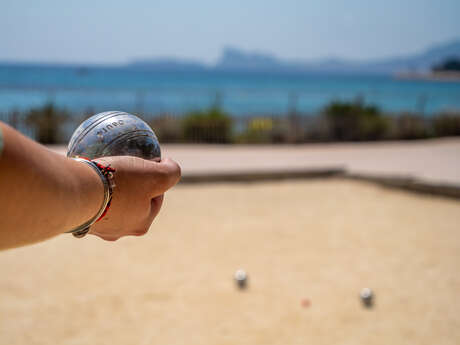 Terrain de pétanque du Square Ferrié