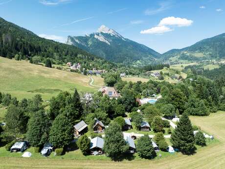 Champs Libre : Cabane-Lodge du Camping de Martinière