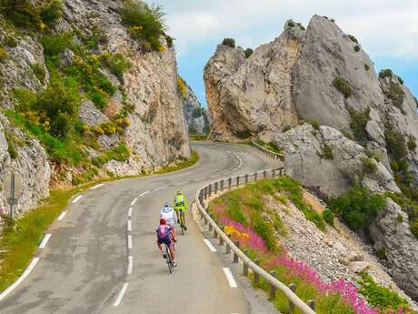 Discover the Côte d'Azur from its passes: Verson, Esterel, Maures, Saint Victoire