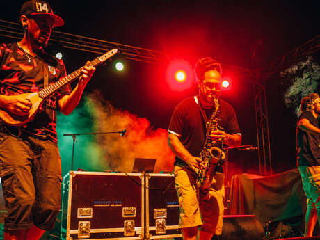 Afrasonic y El Globish Poetry Orchestra