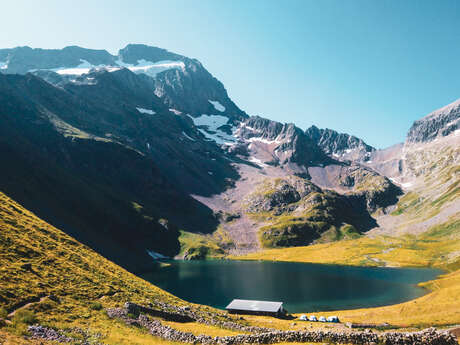 Hiking La Muzelle lake and refuge Hiking La Muzelle lake and refuge