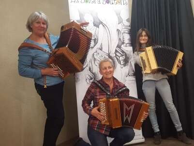 Bal Folk initiation danses