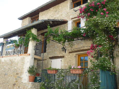 Appartement T4 Les Rosiers le Village