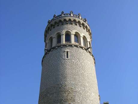 Tour d’Avalon