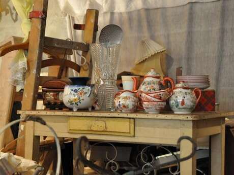 Brocante vide grenier à l'Escale
