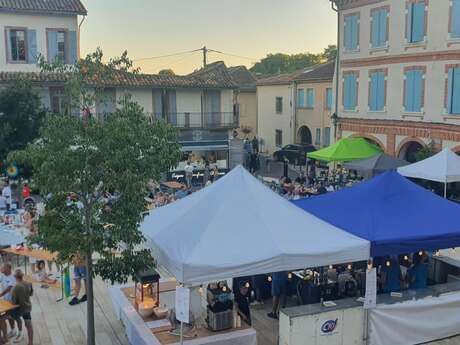 Marché gourmand, fête du village
