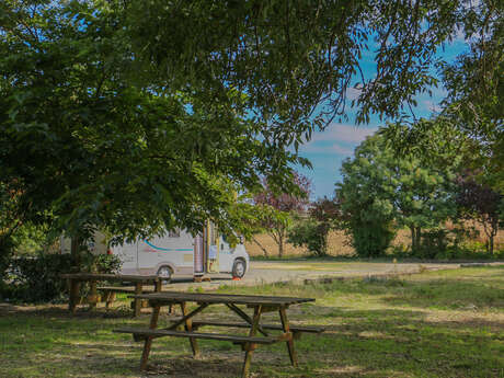 Lake of Rouches Picnic Area