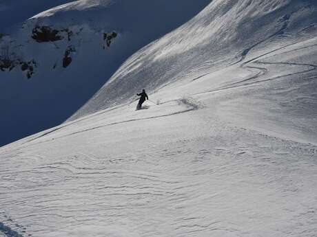 Ski de randonnée alpine à la journée avec l'Échaillon