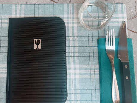 Les Petits Tabliers Les Petits Tabliers