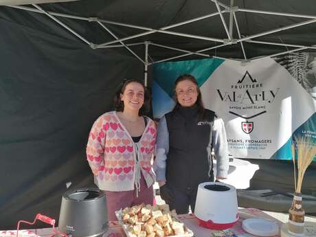 Dégustation de fondue avec la coopérative du Val d'Arly