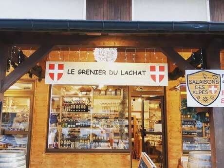 Produits régionaux cadeaux souvenirs Le Grenier du Lachat