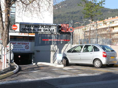 Parking Charles de Gaulle