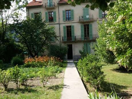 Appartement T2 Cure et Vacances Centre Ville