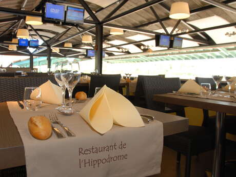 Les restaurants de l'hippodrome Les restaurants de l'hippodrome