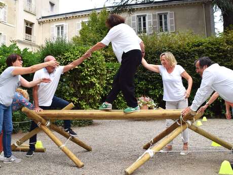 Hindernislauf - Teambulding