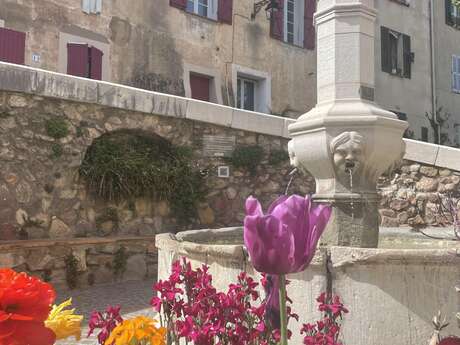 Roquebrune au fil de l'eau