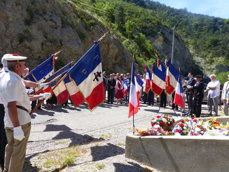 Monument aux morts du Maquis Morvan aux Gorges de Montclus