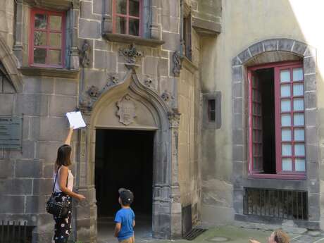 En famille : (super)-héros, réalité ou fiction