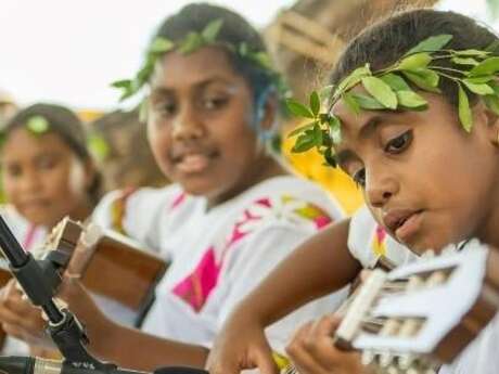 MUSIC'LAB : UNE GUITARE POUR SEMER DES NOTES