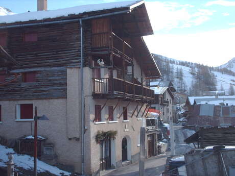 5-person apartment - 2nd floor left